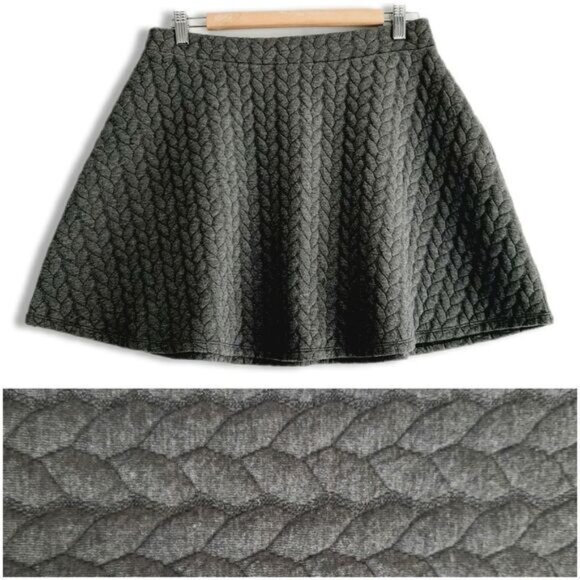 VERO MODA / Textured Braid Quilt Skater Mini A-Line Skirt Grey Sz S - Picture 1 of 10